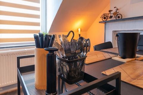 This pleasant holiday home is located on the Maas. With the center a short distance away, you have everything within reach here. Ideal for city trips to Liège with family or friends. Liège is a city in the east of Belgium, known for its rich history,...