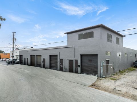 Warehouse with liberal B-3 Zoning located near I-95 and Federal Highway. Partially rented with some unites left vacant as seller believes building is best suited for an owner user who may use all of the spaces. The tenants there are at under-market r...