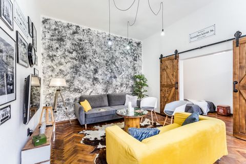 Would you like to feel the real Budapest city center, reach everything by foot but sleep in a high quality, quiet apartment? Enjoy your time in a newly renovated, high standard, air-conditioned apartment with a fabulous little balcony in the historic...