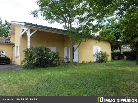 Mandate N°FRP153281 : House approximately 222 m2 including 6 room(s) - 3 bed-rooms - Site : 3300 m2. Built in 2004 - Equipement annex : Garden, Cour *, Terrace, Garage, parking, double vitrage, cellier, Fireplace, and Reversible air conditioning - ch...