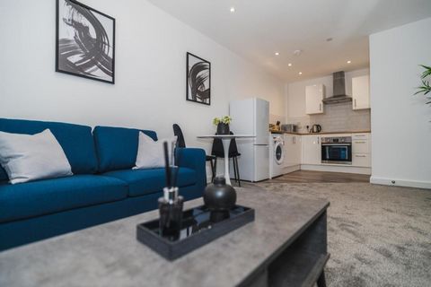 Well presented 1-bed city centre apartment, Great living area with comfy stylish chairs, dining table, Free Wi-Fi, flat screen smart TV, Fully equipped Kitchen, washing machine, Comfortable shower room with fresh clean towels provided. White Rose Sho...