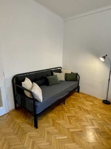Freshly renovated, and cozy studio is conveniently located within a few minutes walk from the subway station Vyšehrad and the Congress Center. The heart of Prague, Wenceslas Square, and the Old Town can be reached within 10-15 minutes. The studio is ...