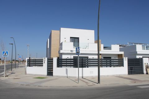 2 and 3 Bedroom Elegant Villas Near the Golf Course in Roldan Murcia Introducing the brand-new villas in Roldan Murcia, showcasing a stylish and contemporary design. These exceptional villas are strategically located in the heart of Roldan, providing...