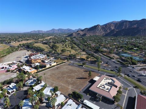 This 2.04-acre parcel of prime undeveloped land in Central Rancho Mirage, spanning 88,862 square feet, offers an exceptional opportunity to create an income-producing asset. Its strategic location at the corner of Country Club Drive and Highway 111 p...