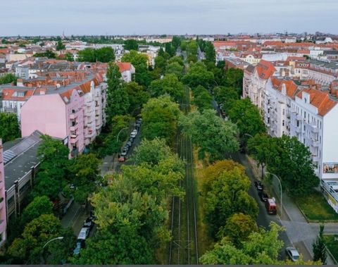 Address: Osloer Straße 114,13359 Berlin Property description The apartments in the front building have balconies or oriels with large windows allowing plenty of light into the spacious rooms. The old building character of the apartments is underlined...