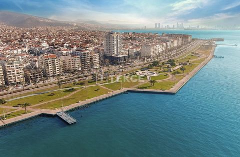 Amplios apartamentos frente al mar con vistas al mar en Bostanlı İzmir. Los apartamentos en Bostanlı İzmir están situados en primera línea de mar, a poca distancia de todos los servicios diarios. ADB-00056 Features: - Air Conditioning - Balcony - Lif...