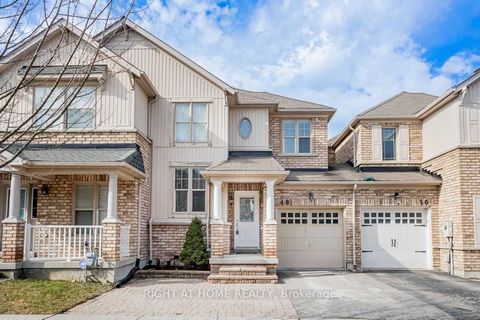 This Charming abode has been Freshly Painted! Must See Townhouse Available In Very Desirable Neighbourhood Of Richmond Hill. Spanning Approximately 1590 Sq Ft +/-, the Home Boasts 9' Ceilings, Finished Basement, Interlocking Front & Back Yard, Fenced...