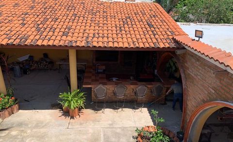 Casa Ray For Sale Costa Capomo This is the perfect property if you like to entertain. With is excellent location of Alfredo V Bonfil this property is a winner. The main house consists of 5 spacious bedrooms three full baths and a stunning outside bar...