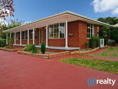 Solid Family home with generous lounge, dining and bedrooms is sure to please your growing family. Nestled off the side of the quiet cul-de-sac, this large 742m2 allotment with 156m2 Home is destined to please with 3 larger than average bedrooms all ...