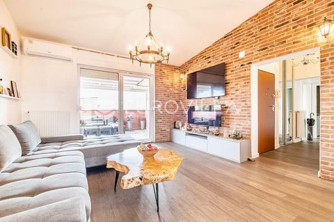 Zagreb, Samoborska cesta, four-room apartment with a closed area of 74.16 m2 in the attic of a newly built residential building (year 2007). It consists of: entrance hall, living room, kitchen with dining room, bathroom, four bedrooms, and six terrac...
