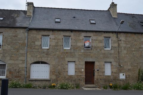 MAISON DE BOURG EN PIERRES