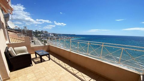 Description of object: Luxury villa in the well sought after area of Campoamor. This semi-detached villa is on the very first line of the beach of Dehesa de Campoamor, surrounded by truly impressive views. The house has 4 levels with a living-dining-...