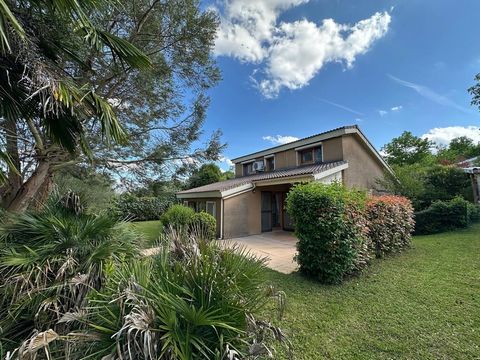 Maison à vendre 4 pièces LOMBEZ (32)