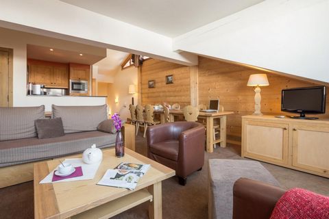 Located at the heart of the internationally renowned Courchevel 1850 ski resort, the Pierre & Vacances Les Chalets du Forum residence proposes spacious, comfortable and well designed apartments. Made up of three buildings of three floors, the residen...