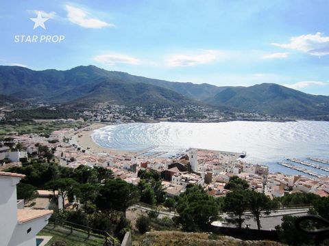In the prestigious real estate agency STAR PROP, we are proud to present this exclusive plot of land for sale, located in the idyllic town of El Port de la Selva, Girona. With a usable area of ​​1089.00 m2, this property offers countless possibilitie...