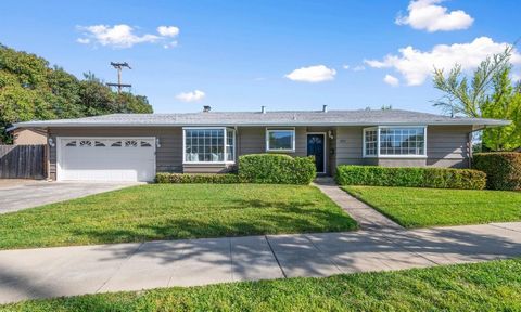 Quintessential Cambrian neighborhood on one of the most desirable street in the area. Large corner lot and wonderful curb appeal make this charming home stand out!!! Mostly remodeled 3bd/2ba home with a traditional floor plan. Updated baths, brand ne...