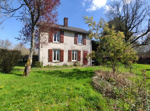 EXCLUSIVE TO BEAUX VILLAGES! This lovely traditional 3 bed stone house sits in large grounds overlooking the countryside, just a few kilometres form the historic mining town of Faymorreau and the market town of Coulonges sur L'Autize with its bars, r...