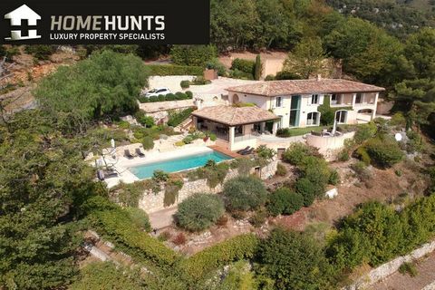 A stunning and extremely well-maintained 5 bedroom modern Provencal villa with pool, sitting in beautifully landscaped gardens and featuring a superb panoramic sea view. Located above, and within walking distance of the village of Tourrettes sur Loup...