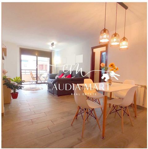 Real Estate opportunity to invest before 2023! Central apartment Cambrils! 5 min beach walking! It is a comfortable, practical, spacious apartment with 3 bedrooms and 2 bathrooms, with a very sunny balcony terrace all day. South east facing, first fl...