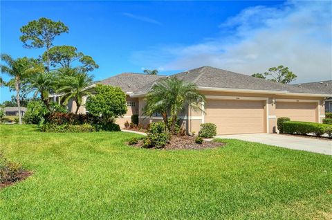 Welcome to Heritage Oaks Golf & Country Club! This gorgeous Arlington model end-unit Club Home is a must see and is located on the 11th fairway of the pristinely manicured golf course. With views of the fairway and green, this property will not disap...