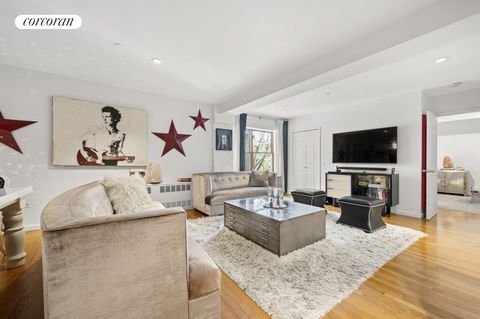 This nearly 1,000sf one-bedroom, 1.5-bath CONDO offers just the value you have been looking for in the East Village. The well-proportioned open-concept floorplan maximizes space while allowing for an assortment of furniture configurations. The king-s...