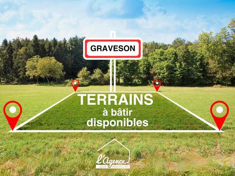 À la recherche du lieu idéal pour construire votre maison ? Deux terrains, d'une superficie allant de 280, sont disponibles à la vente en plein cœur de Graveson. Découvrez Graveson : Située dans le magnifique paysage provençal, Graveson est une charm...