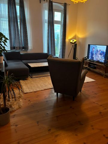 Hey I am subrenting my fully-furnished 68 square meter flat, right next to Tempelhofer Feld, for 1-3 months as I am leaving Berlin for the Summer. The 1850€ represent an 