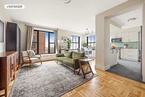 This flawlessly renovated, corner one-bedroom home has six oversized windows with eastern and southern exposures, providing bright sun and unobstructed views over brownstone Brooklyn. The open and airy quality of the renovation really works, but many...