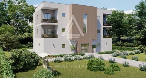 Istria, Poreč - Modern second-floor apartment for sale In the heart of Poreč, just 5 km from the scenic beaches and the bustling city center, this contemporary building hosts five exclusive apartments for sale. Available on both the first and second ...