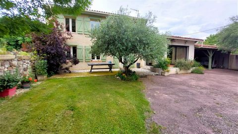BETWEEN SAINT GAUDENS AND BOULOGNE SUR GESSE, PLEASANT HOUSE WITH SWIMMING POOL AND OUTBUILDINGS Between Saint Gaudens and Boulogne sur Gesse is this pleasant house, well located not directly overlooked in a very small village of 300 inhabitants. At ...