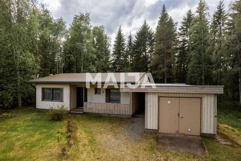 A two-bedroom detached house with a condition inspection in a tranquil area in Muurola. The yard building includes a garage, a cold storage room, and a woodshed. The backyard offers a view of the forest landscape. Heating is provided by wood and elec...