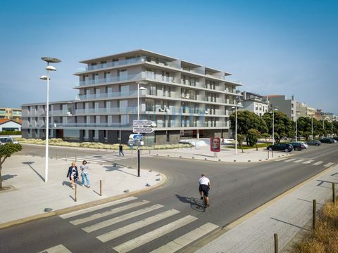 3-Zimmer-Wohnung mit 153,70 m2 im 0. Stock in der Wohnanlage Legacy Living Vila do Conde. Meerblick, Wohnzimmer mit möblierter Küche mit hochwertiger Ausstattung im offenen Raum, Hausautomation, Videoüberwachung, Tageslicht. Der Bau dieses Projekts s...