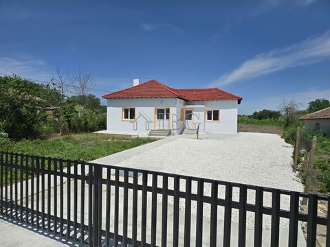 . Renovated House with 2 bedrooms, 15 min. to Balchik and the beach IBG Real Estates is pleased to offer this fully renovated house, set on a plot of 1087 sq. m. of land levelled and well maintained in a peaceful village near Balchik and the seacoast...