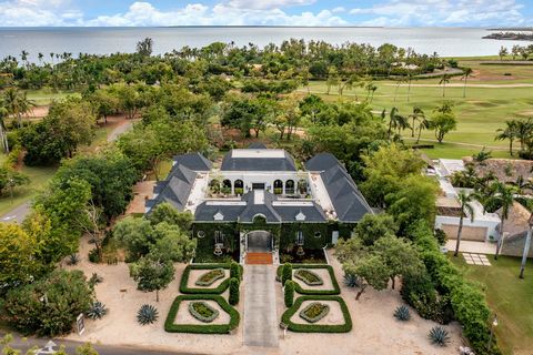 Elevate your life to iconic status with the magnificent Villa Du Cacique. Nestled within the serene Cacique neighborhood of Casa de Campo, this stunning residence offers an unparalleled blend of contemporary luxury and Caribbean charm. Let the elegan...