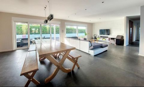 Maison 150 m² Vendat 2010 plain pied