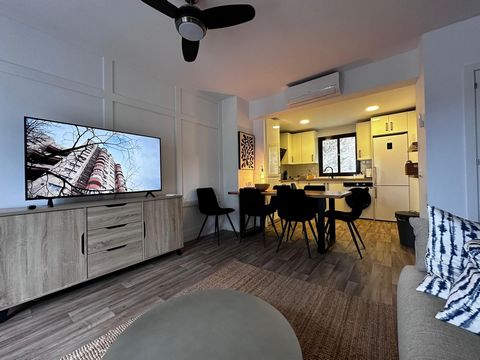 Located in Málaga. We are pleased to offer for short-term rent a magnificent townhouse located in the prestigious area of Casares (near Estepona) for the period from June 1 to September 1, 2025. Key features of the property: — Spacious and bright bed...
