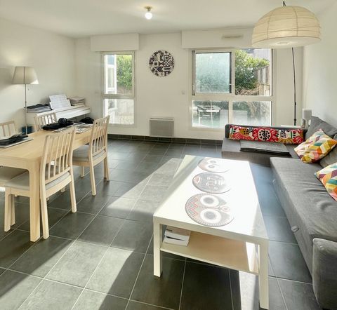 Appartement 2 pièces à vendre avec locataire en place, à NANTES (44), quartier Hauts-Pavés, Monselet. résidence de 2009, DPE C