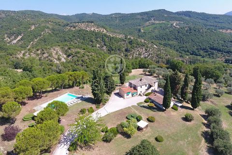 In Umbria, in a rural and relaxing area, on the hills surrounding Lake Trasimeno, there is a prestigious farm, two characteristic south facing farmhouses that date back to the late 1800s, each with their own outbuilding, carefully restored and divide...