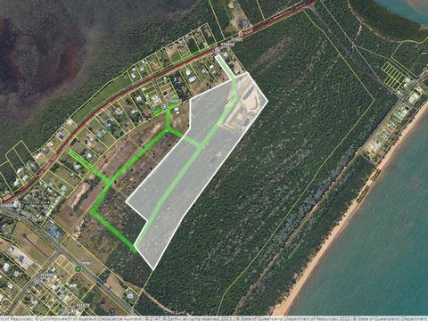 This approx. 20 hectares of residential land is in a great location. Sharing a boundary of over 1 kilometre with a reserve and situated between the mouth of the Hull River and the Tully River, this is a unique property with plenty of potential. Hull ...