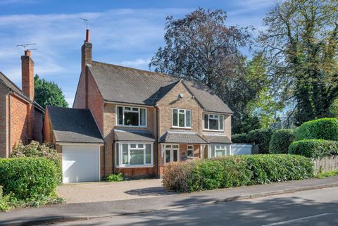 This attractive home available with NO CHAIN is located in the highly sought after ‘Kirby Fields’ area of the village. Having been much loved by the current owners for more than 50 years and beautifully maintained this extended home with four double ...