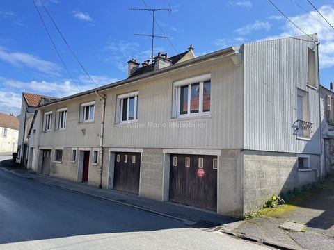 ANNE MANO Immobilier offers 5 minutes from Château-Thierry this house of about 99m2 high on total basement including 3 garages including an independent. On the first floor, an entrance, a living room of about 30m2, a separate kitchen, following a cor...