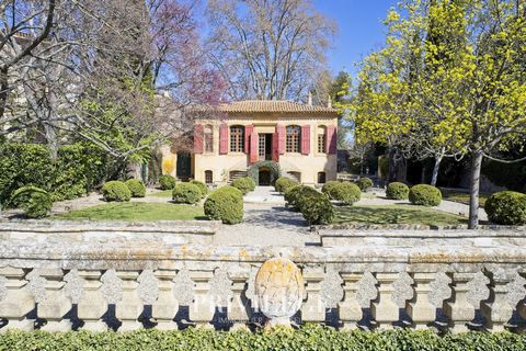 I'm a sleeping beauty... Built at the beginning of the eighteenth century by the Thomassins de Mazaugues, a family of Aix-en-Provence parliamentarians, a remarkable property in the centre of Aix, I have remained intact. Of the 3 pavilions in the city...