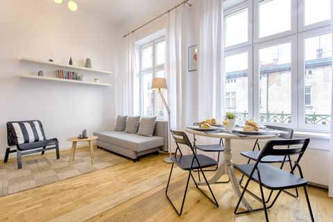 This spacious, modern apartment is located in one of the atmospheric streets of Kazimierz. There is a large comfortable bed and a spacious wardrobe in the bedroom. Spacious, bright living room with large windows offers a comfortable kitchen equipped ...