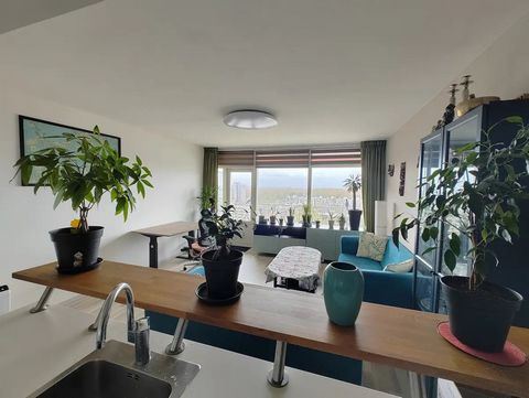 Enjoy this cute apartment on a high floor overlooking both the Kijkduin beach and the city (from the entrance). It is in an extremely convenient location, right next to a tram stop but also two supermarkets, various cafes and other shops. You are als...