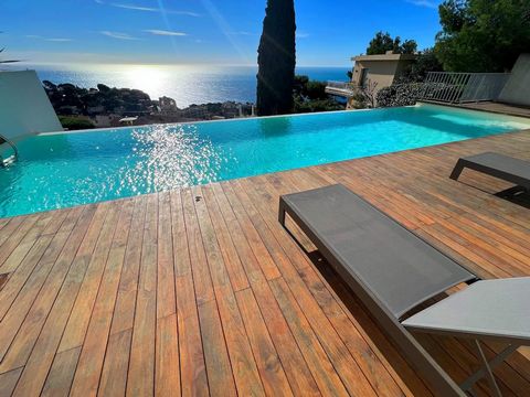 Border Monaco, Great views, overlooking the engaging view of Saint jean Cap Ferrat, Cannes & Mediterranean sea. Monte Carlo is on the doorstep with access to some of the finest experiences on the French Riviera. Monaco place of amazing food, Yacht sh...