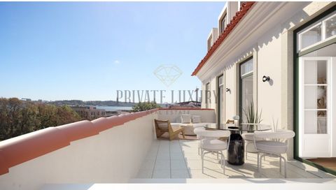 Situado en el corazón de Lisboa, en el prestigioso barrio de Chiado, este impresionante ático ofrece una combinación perfecta de elegancia, lujo y una ubicación privilegiada. Con una superficie de 336 metros cuadrados, así como una amplia terraza de ...