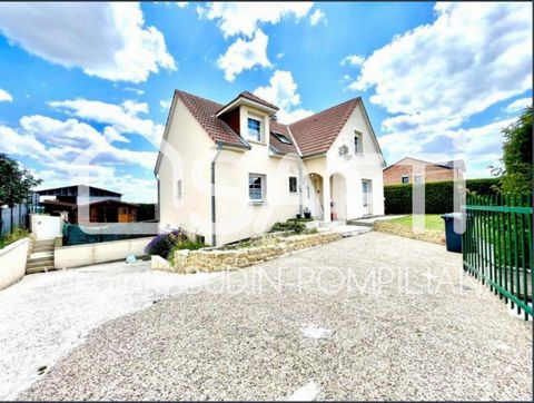 Virginie Budin offers you in Tellancourt, 2km from the Belgian border and 20 minutes from Luxembourg, this magnificent detached house from 1998 of approximately 218 m2 in total and 133 m2 of living space. it will seduce you with its 4 bedrooms, its l...