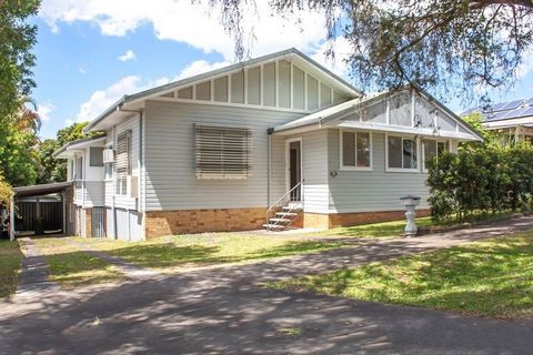 Welcome to your dream home in the charming and picturesque suburb of Girards Hill, in the heart of the beautiful Northern Rivers. This lovely house with character offers everything you could ever want in a home. Upon entering this property, you will ...