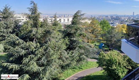 2 rooms with TERRACE and balconies, EXCEPTIONAL VIEW over all of Paris. In Chatillon, very close to Paris, 10 minutes by tram, overlooking a very quiet and green park, in a recent residence from 1991 of very good standing with intercom, digital code ...