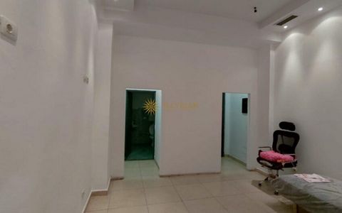 The building is located in the center of Kavaje. Information about the area Floor 0 Street corner. Area 64 m2. Invested down to the details. Organized in 1 large area 1 storage room 1 toilet. Ample space. Air conditioning system. Lots of possibilitie...